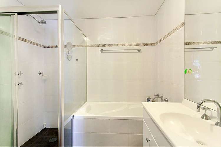 Fifth view of Homely apartment listing, 18/1 Governors Lane, Wollongong NSW 2500