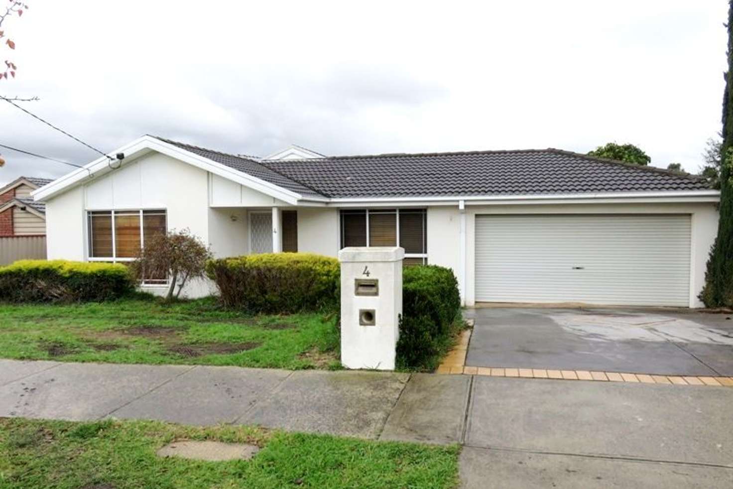 Main view of Homely house listing, 4 Kenthurst Court, Mill Park VIC 3082