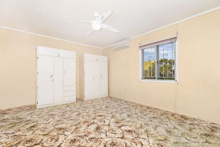 Sixth view of Homely house listing, 2 Landstead Street, Oxley QLD 4075