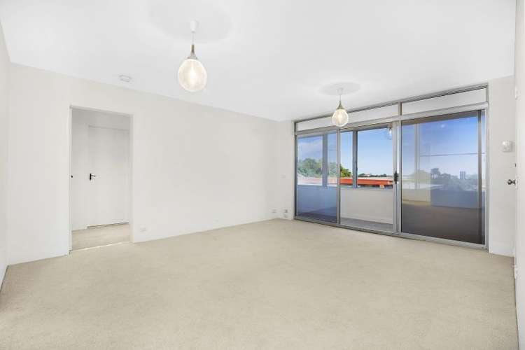 Third view of Homely apartment listing, 6/2 Kynaston Avenue, Randwick NSW 2031