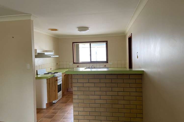 Fifth view of Homely semiDetached listing, 2/411 Bayview Street, Paradise Point QLD 4216