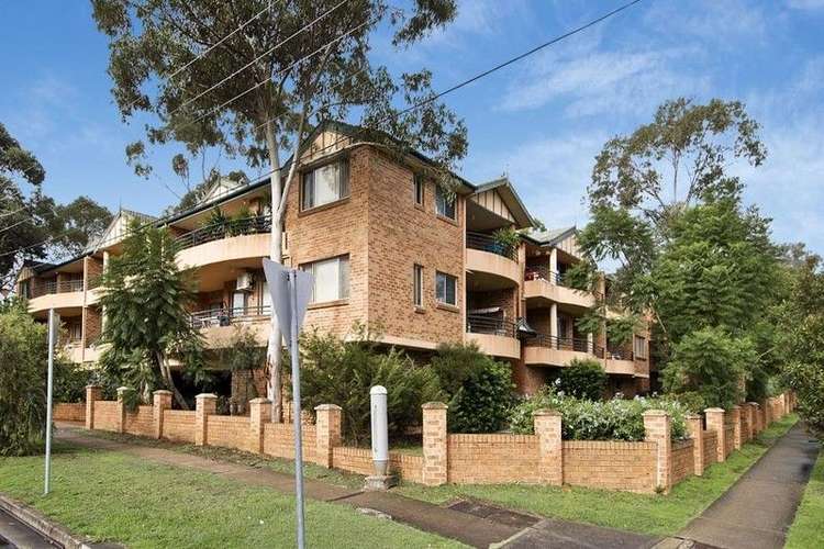 Main view of Homely unit listing, 2/33-35 Good Street, Westmead NSW 2145