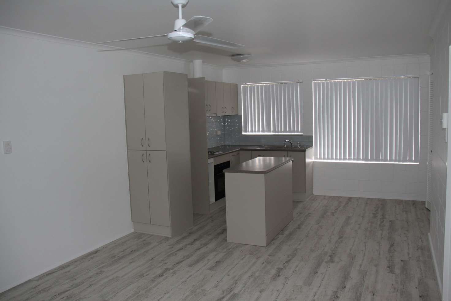 Main view of Homely unit listing, 4/4 Arthur Street, Boyne Island QLD 4680
