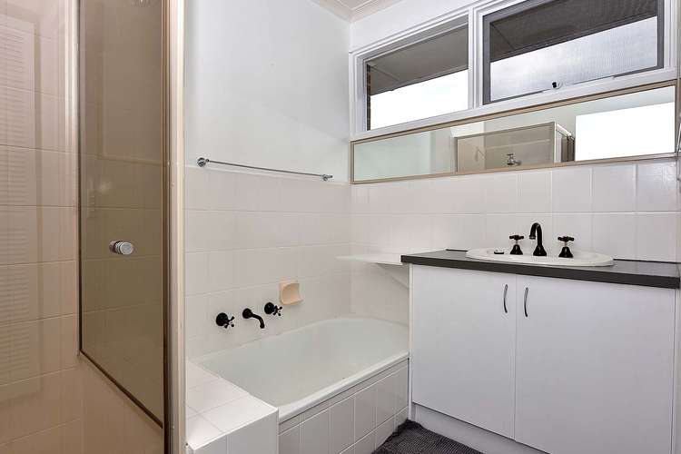 Fifth view of Homely unit listing, 5/280 Lawrence Road, Mount Waverley VIC 3149