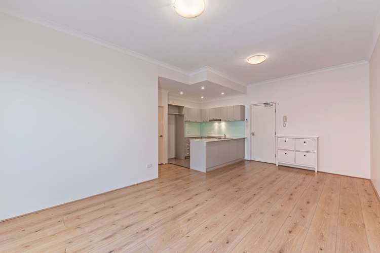 Fifth view of Homely apartment listing, 3/2 Pisconeri Street, Perth WA 6000