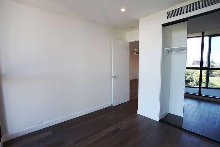 Fifth view of Homely apartment listing, 623/555 St Kilda Road, Melbourne VIC 3004