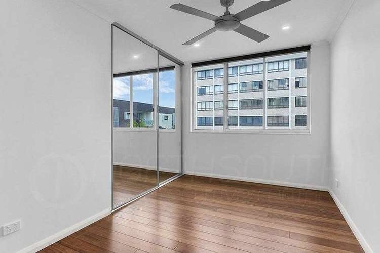 Fourth view of Homely apartment listing, 24/57 Lambert Street, Kangaroo Point QLD 4169