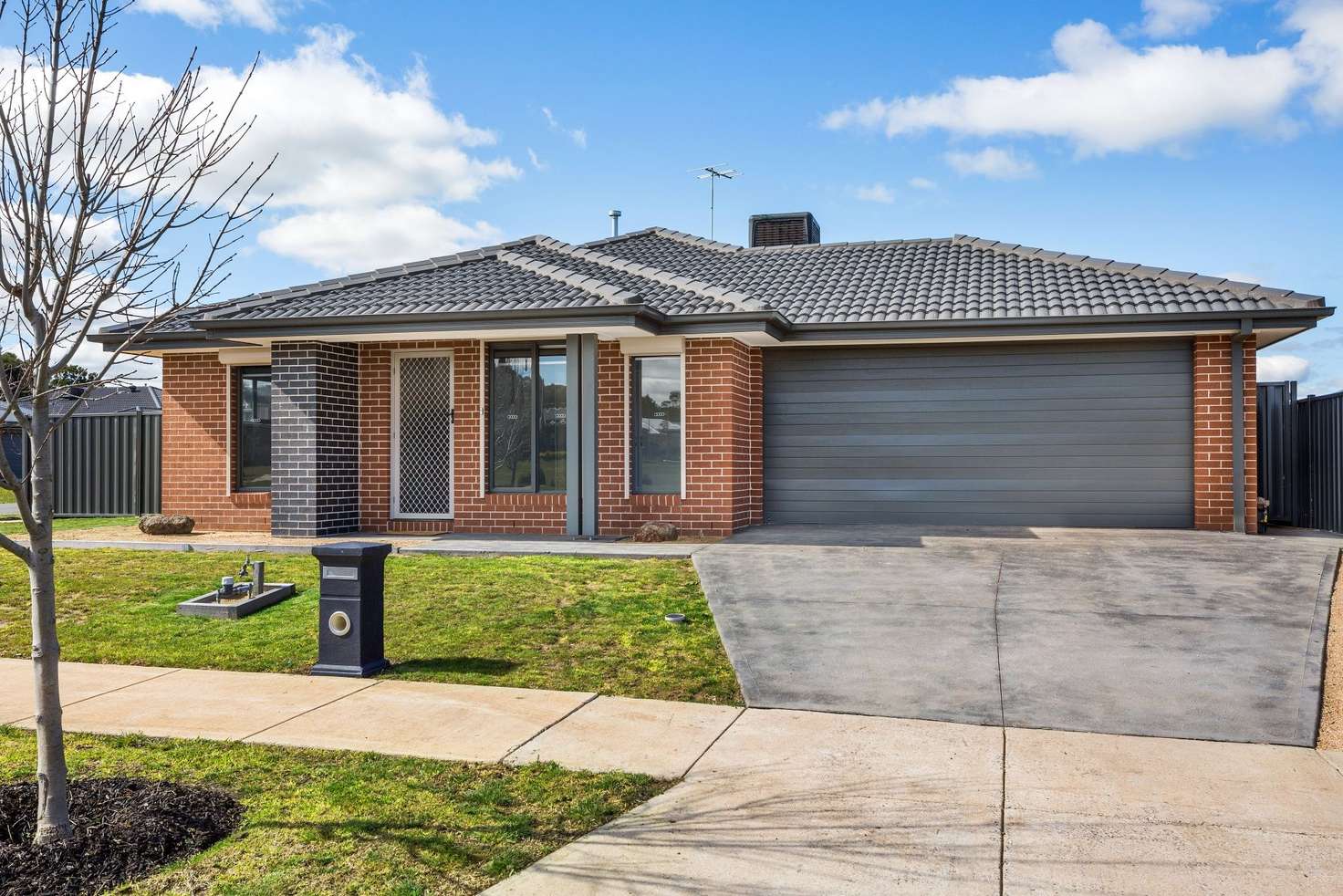 Main view of Homely house listing, 19 Parkside Avenue, Romsey VIC 3434