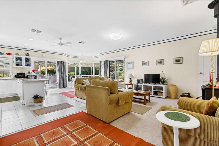 Sixth view of Homely house listing, 10 Jacaranda Drive, Woodside SA 5244