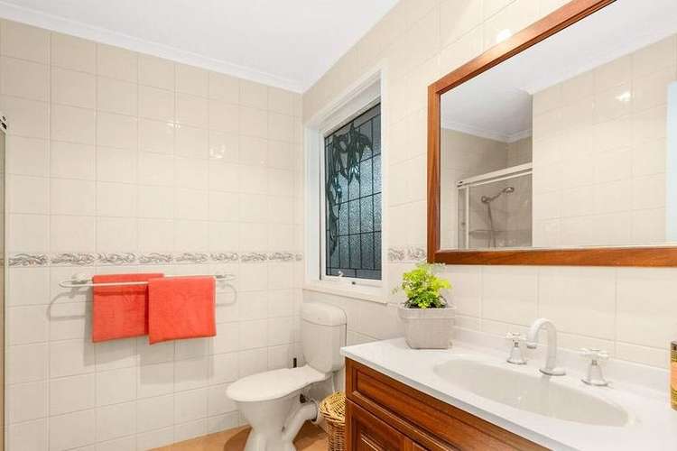 Fifth view of Homely house listing, 11 Courtney Square, Wantirna VIC 3152