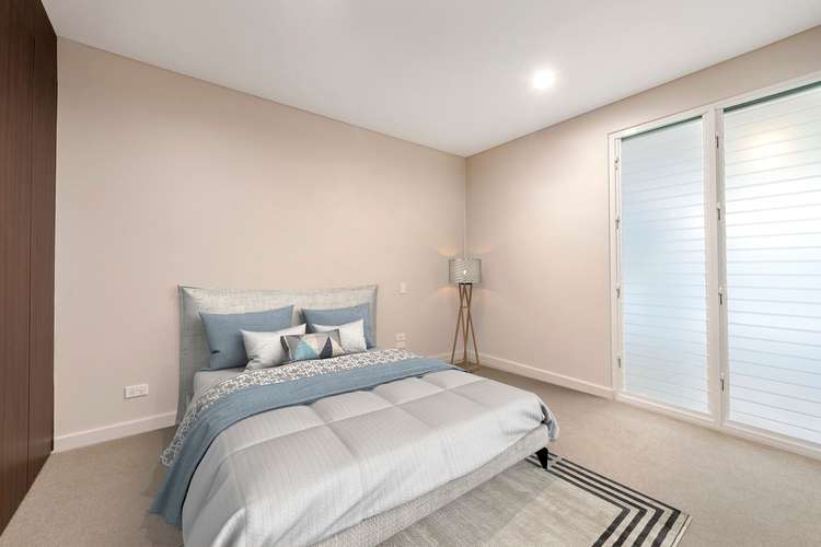 Third view of Homely apartment listing, 2/705 Military Road, Mosman NSW 2088