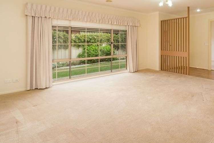 Second view of Homely house listing, 6 Heyington Place, Wodonga VIC 3690