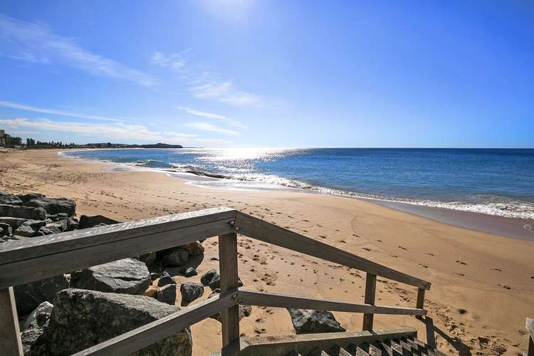 Third view of Homely apartment listing, 1/14 Fielding Street, Collaroy NSW 2097