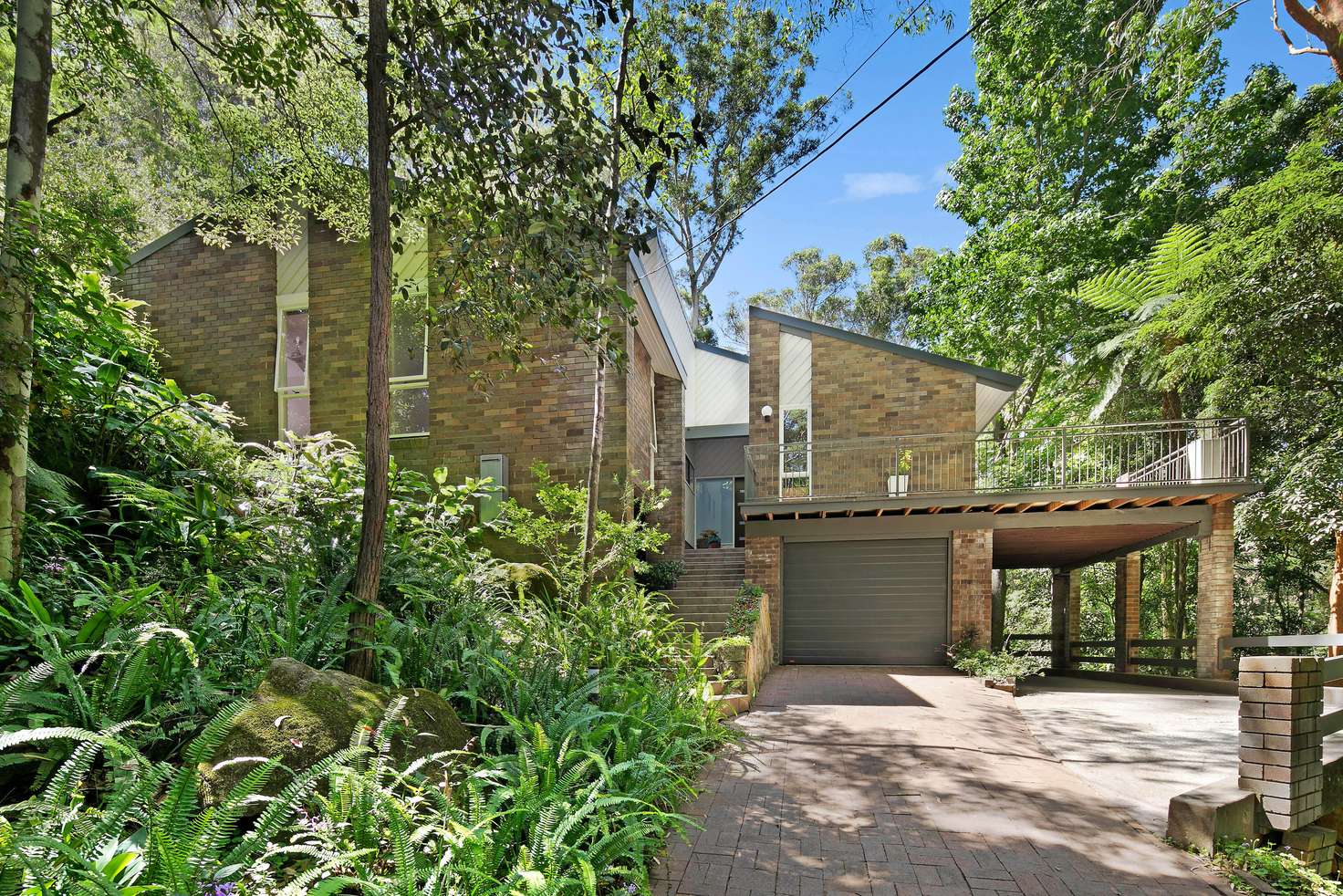 Main view of Homely house listing, 10 Minnamurra Avenue, Pymble NSW 2073