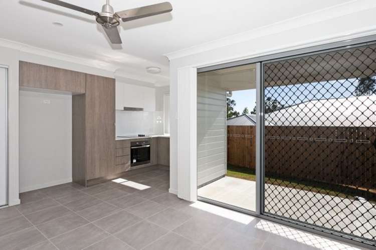 Second view of Homely semiDetached listing, 2/5 Ludwig Street, Leichhardt QLD 4305
