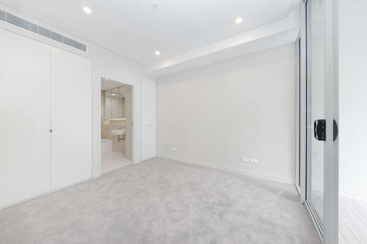 Fourth view of Homely apartment listing, 305/350 Oxford Street, Bondi Junction NSW 2022