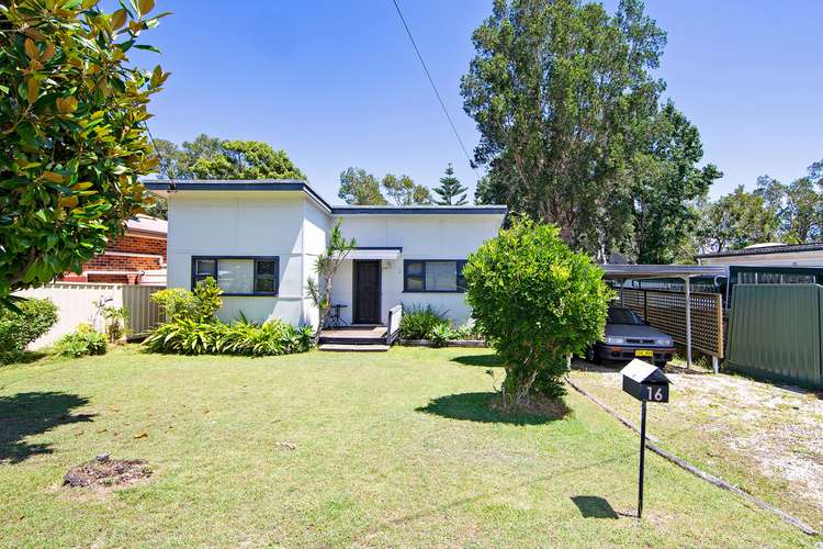 16 Kapala Avenue, Summerland Point NSW 2259