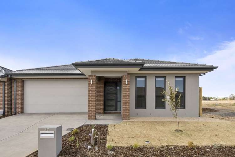 Main view of Homely house listing, 37 Cheyne Street, Werribee VIC 3030