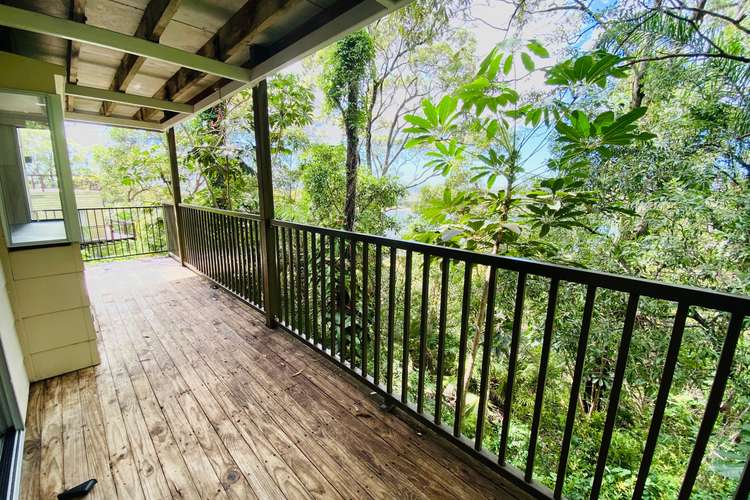 Main view of Homely unit listing, 2/116 Ocean Parade, Burleigh Heads QLD 4220