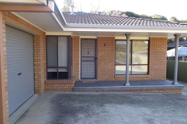 Main view of Homely unit listing, 2/106 Lawrence Street, Wodonga VIC 3690