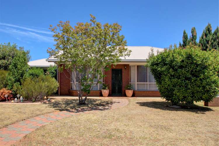 Main view of Homely townhouse listing, 2/15 Apricot Circuit, Cobram VIC 3644