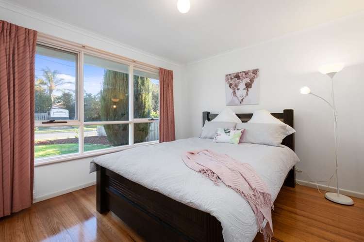 Fourth view of Homely house listing, 19 Sunray Court, Croydon VIC 3136