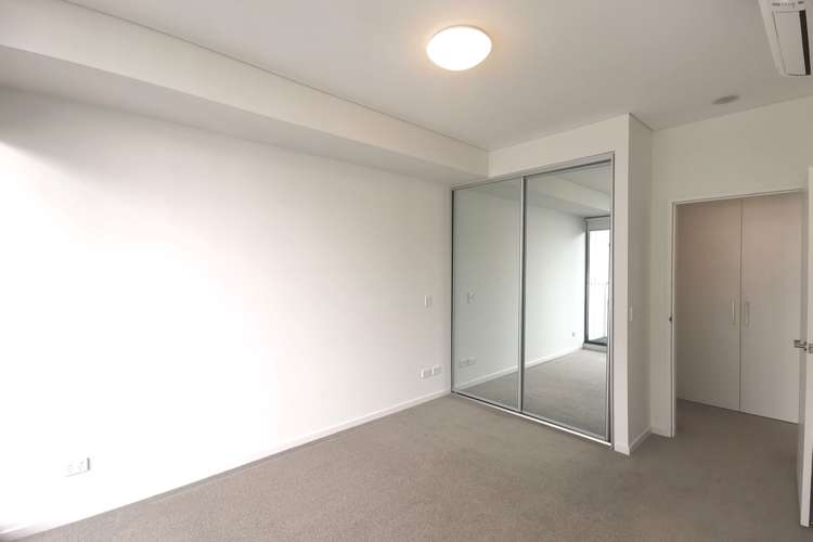 Third view of Homely apartment listing, 13098/5 Bennelong Parkway, Wentworth Point NSW 2127