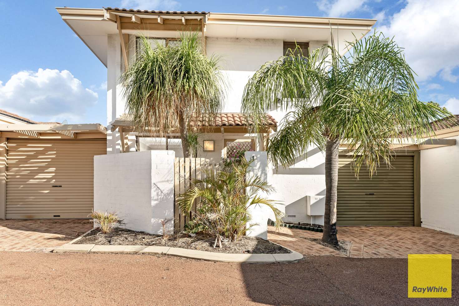 Main view of Homely townhouse listing, 10/27 Mcgregor Street, Embleton WA 6062