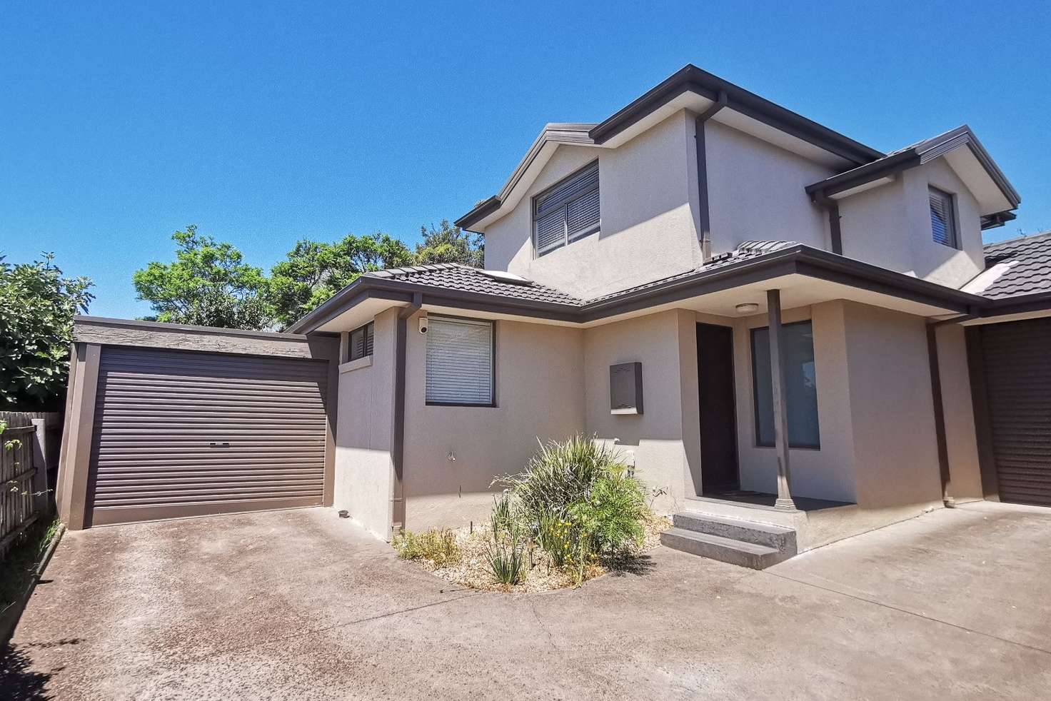 Main view of Homely townhouse listing, 2/32 Parkinson Street, Mount Waverley VIC 3149