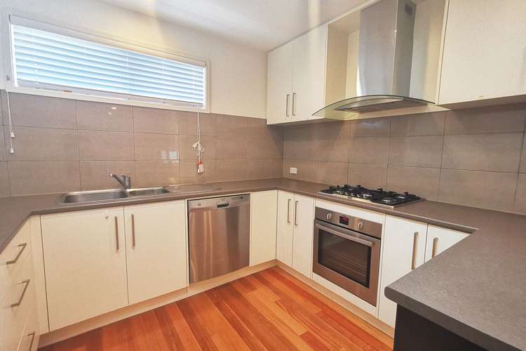 Fourth view of Homely townhouse listing, 2/32 Parkinson Street, Mount Waverley VIC 3149