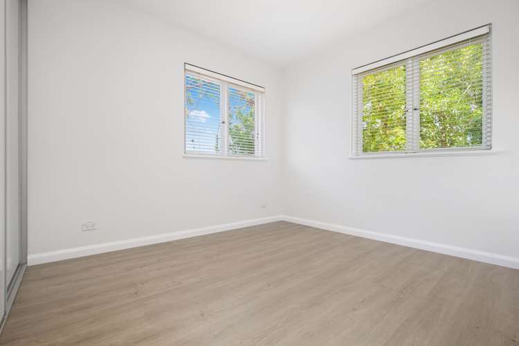 Fifth view of Homely apartment listing, 2/6 Ray Street, Turramurra NSW 2074