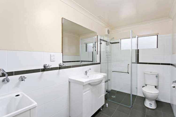 Fifth view of Homely unit listing, 1/6 Osborne Parade, Warilla NSW 2528