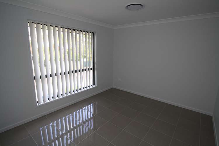 Fifth view of Homely house listing, 39 Turnstone Boulevard, River Heads QLD 4655