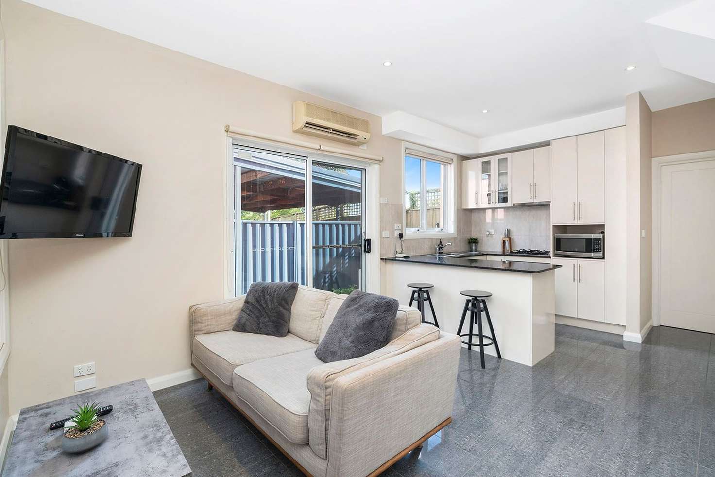 Main view of Homely unit listing, 4/1015 Nepean Highway, Moorabbin VIC 3189
