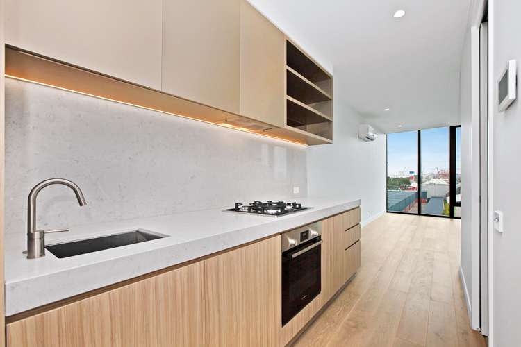Fourth view of Homely apartment listing, 305B/320 Plummer Street, Port Melbourne VIC 3207