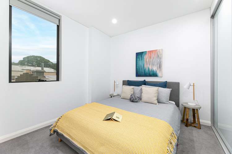 Sixth view of Homely apartment listing, 4/156 Botany Road, Alexandria NSW 2015