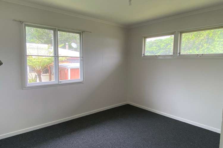 Fifth view of Homely house listing, 4 Banksia Street, Beerwah QLD 4519