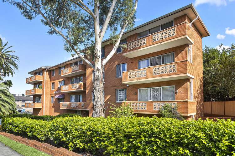 Main view of Homely unit listing, 15/409-415 Forest Road, Penshurst NSW 2222
