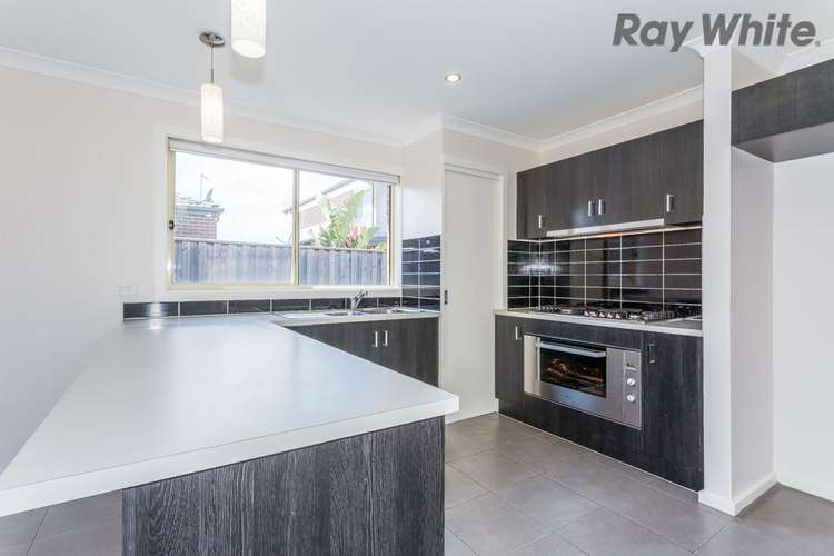 Fifth view of Homely house listing, 10 Sunningdale Drive, Hillside VIC 3037