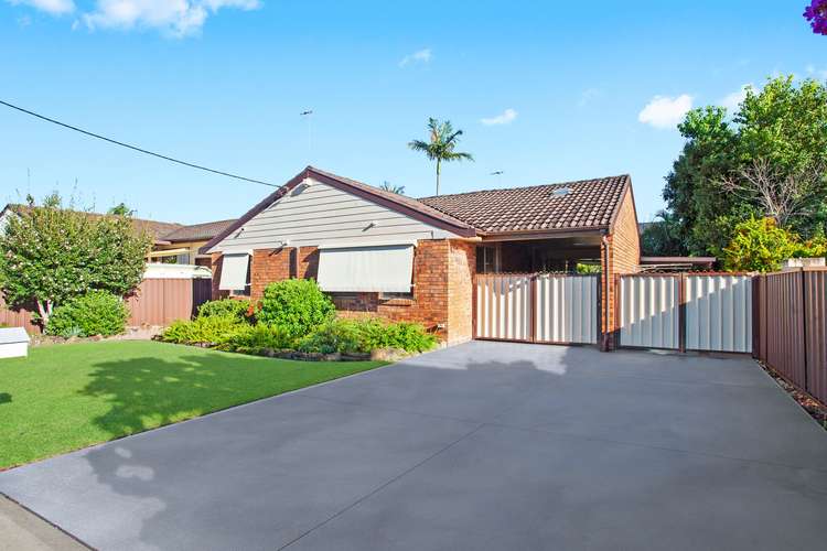 15 St James Avenue, Berkeley Vale NSW 2261