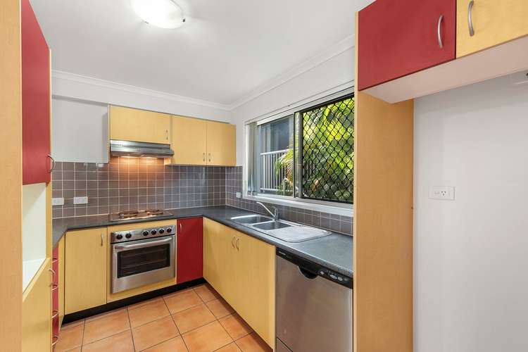 Third view of Homely house listing, 8/188 Broadwater Road, Mansfield QLD 4122