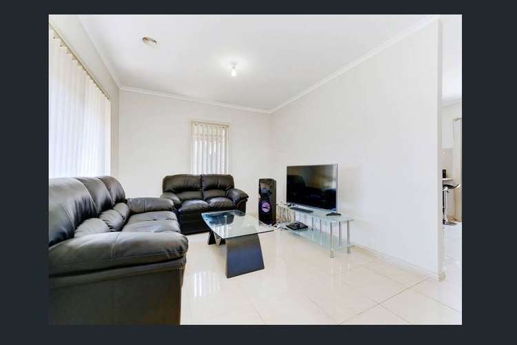 Fifth view of Homely house listing, 2/3 Saddle Wynd, Truganina VIC 3029
