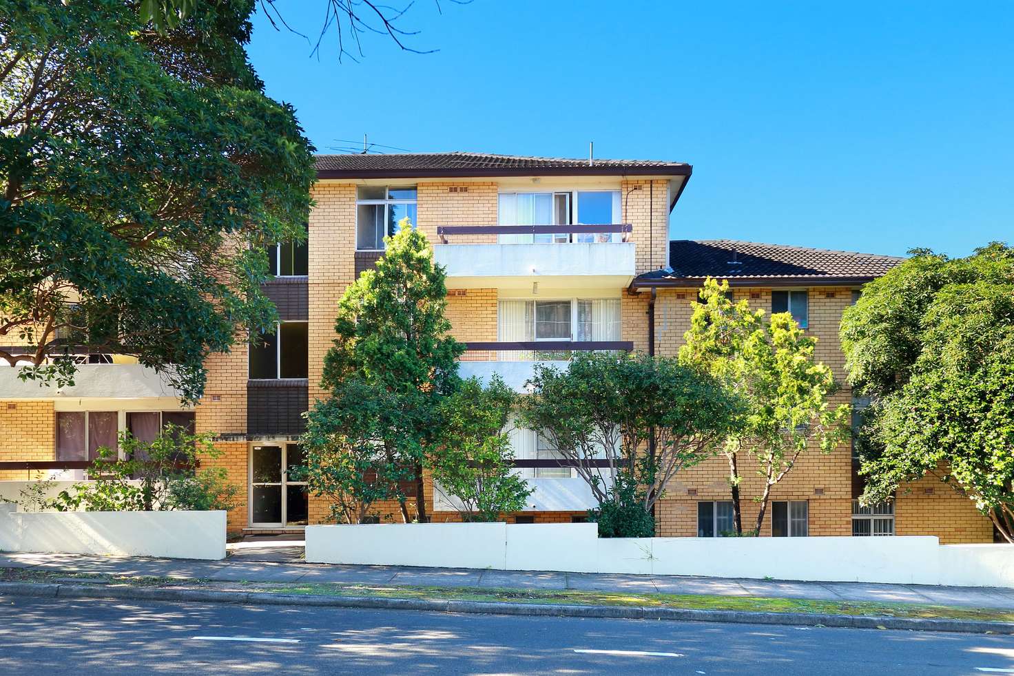 Main view of Homely unit listing, 15/84 Queens Road, Hurstville NSW 2220
