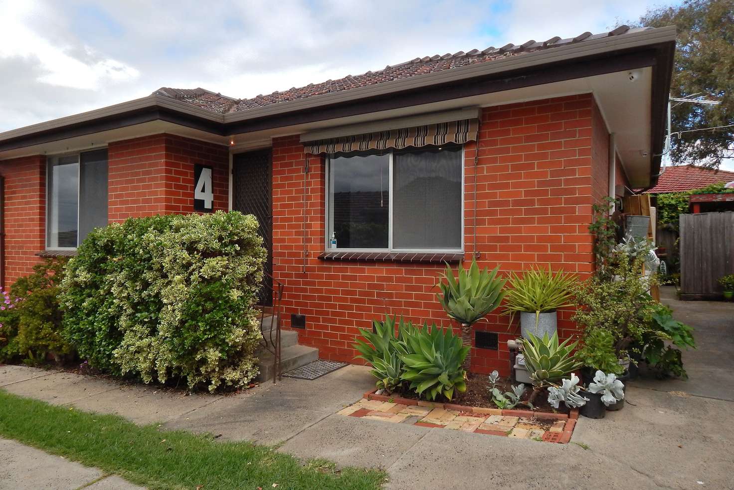 Main view of Homely unit listing, 4/15-17 Loddon Avenue, Reservoir VIC 3073