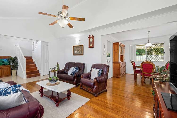 Fifth view of Homely house listing, 1 Bangalow Street, Bridgeman Downs QLD 4035
