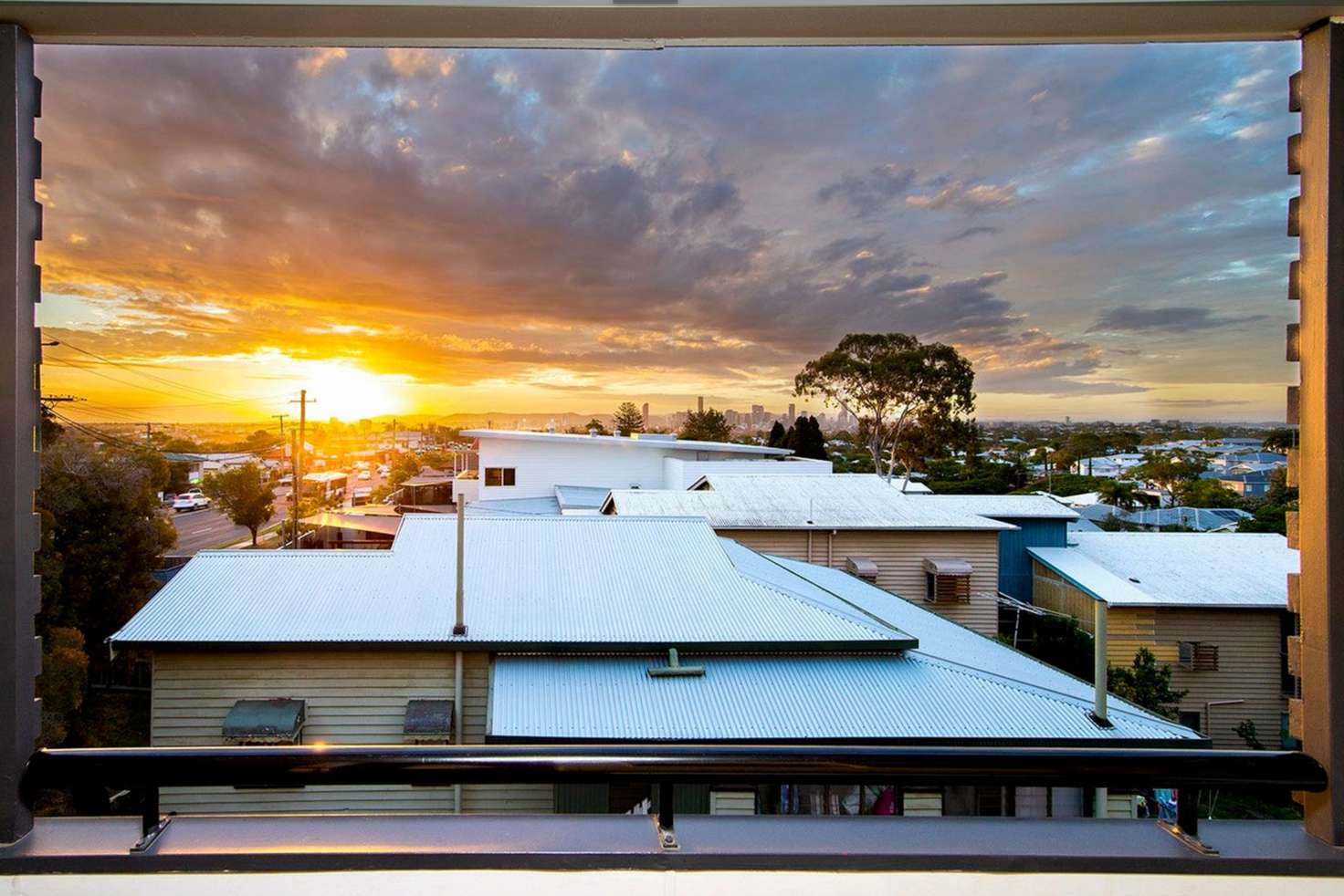 Main view of Homely townhouse listing, 1/638 Old Cleveland Road, Camp Hill QLD 4152