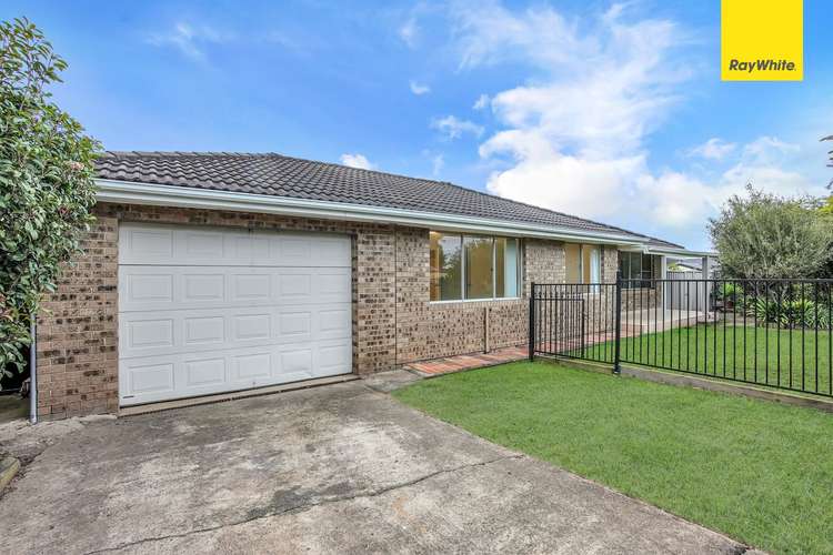 Second view of Homely house listing, 8 Eden Glen, St Clair NSW 2759