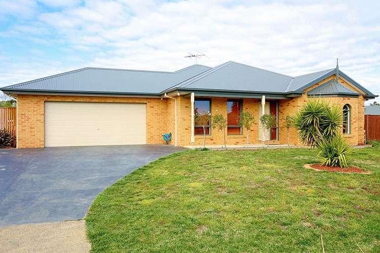 Main view of Homely house listing, 19 Glenshire Grove, Doreen VIC 3754