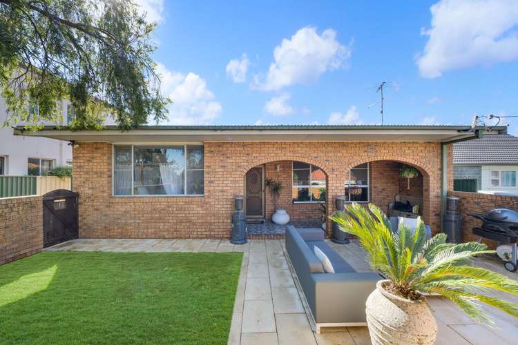Main view of Homely house listing, 2/8 Bradbury Avenue, Campbelltown NSW 2560