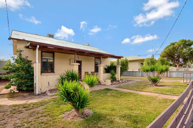 8 Emmett Street, Ouyen VIC 3490